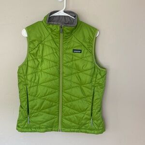 Patagonia green women’s vest size M